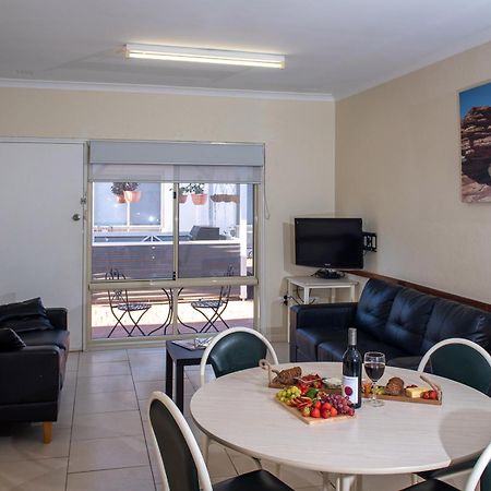 Api Pelican Beach Front Apartments Kalbarri Eksteriør billede